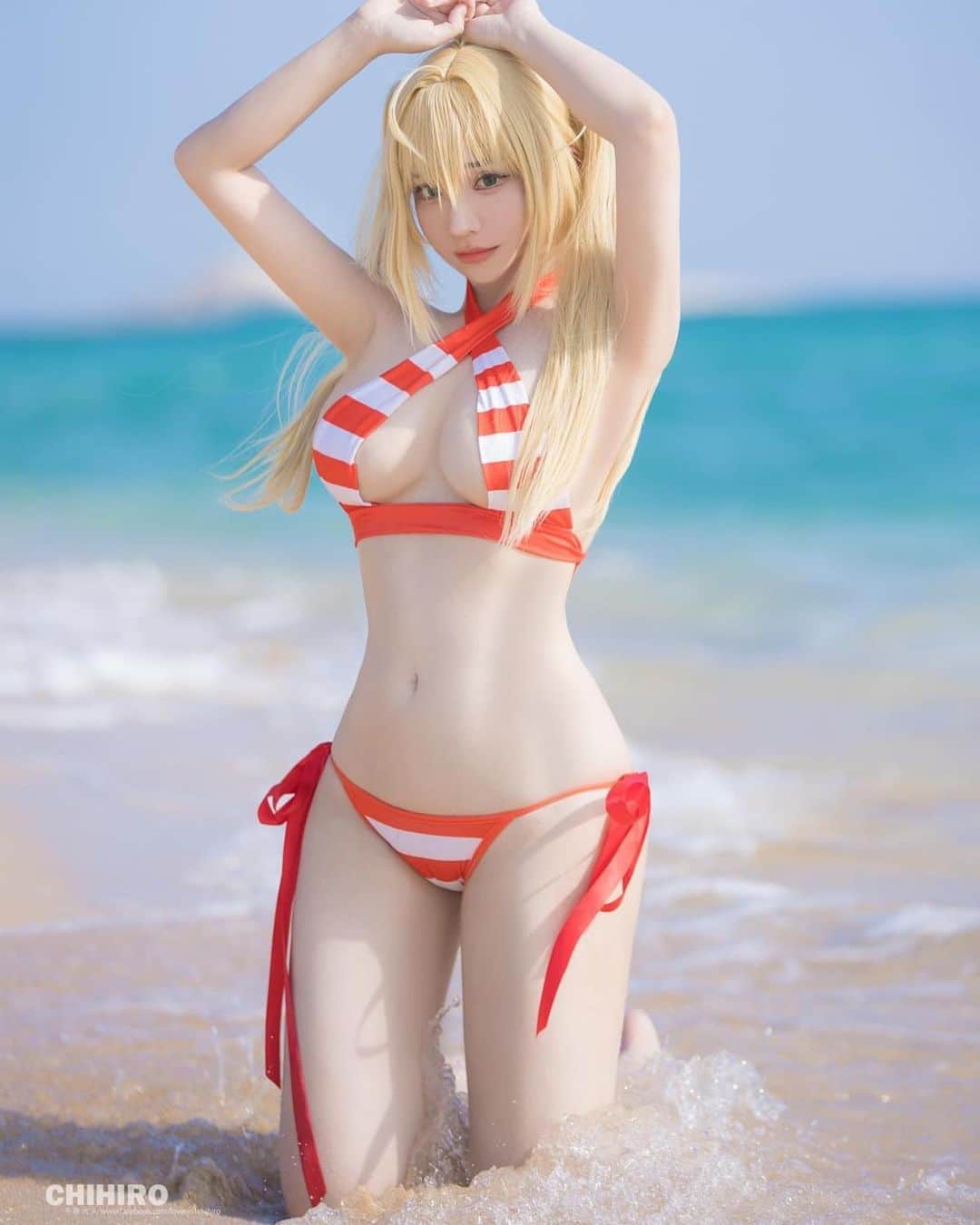 千尋のインスタグラム：「NERO swimsuit🥰 Long time no COS FATE hope you like it!!! It's Chihiro May's Patreon Tier 3✨ last 2 days!  尼祿的泳裝! 好久沒有cos Fate系列啦!!!希望大家喜歡>< ✨✨尼祿是5月等級3的照片✨✨✨✨ 別忘記訂閱了! 最後兩天!  獲得等級3全部照片（18張） Get All Tier3 pics (18pcs)★ 🔗to story ❤️  #FGO #NERO #尼祿 #Cosplay」