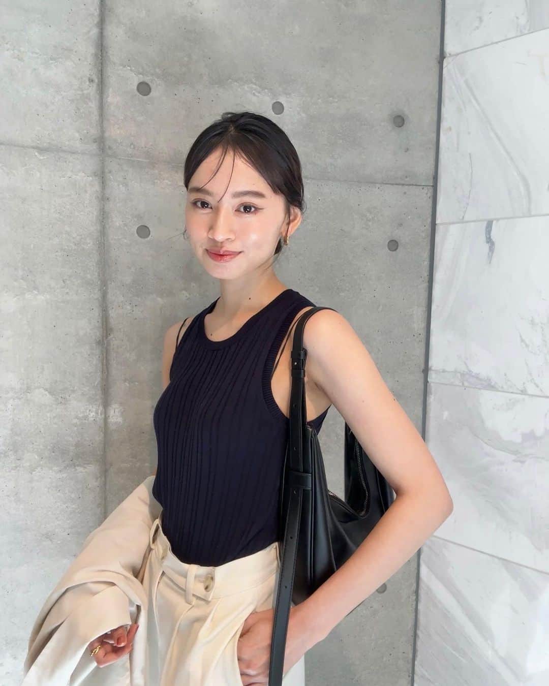 shihori.kathleenのインスタグラム：「きゅるんとお団子🦢と白湯メイクの日♨️」