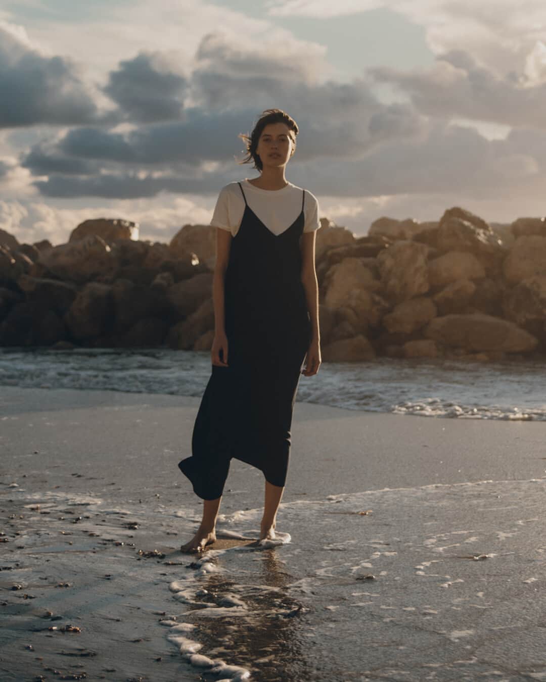 bonpointのインスタグラム：「Bonpoint Women SS23 | By the seaside. ​ Summer legends are narrated by the sea. ​  📷 @Charlotte_Lapalus ​  #Bonpoint #BonpointFemme」