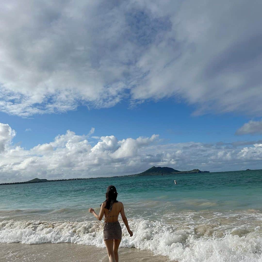 りこのインスタグラム：「ハワイでいちばん行きたかった場所🩵  曇ってたけど最高やった⛅️」