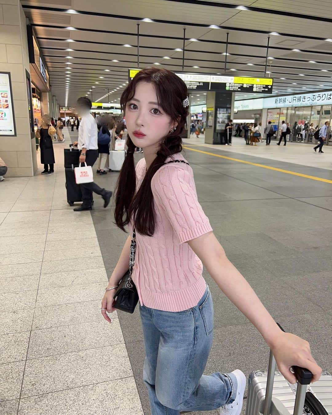 ふくれなのインスタグラム：「ヘアアレンジ自分でやった😳 どうですか？？」