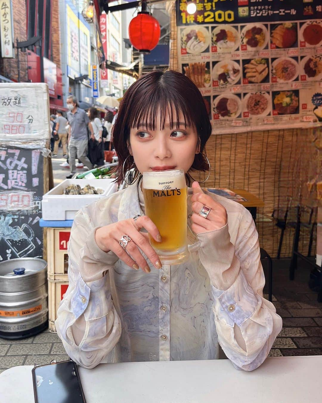 奥田紗都さんのインスタグラム写真 - (奥田紗都Instagram)「.  お酒飲んでる写真ばっかでごめんなさい🍺（笑） ⁡ ⁡ ⁡外で飲むの気持ちいいですよね〜🌞 ⁡ ⁡ ⁡ ⁡ ⁡ ⁡ ⁡ ⁡ ⁡ #休日の過ごし方 #お酒好き女子 #上野 #上野居酒屋 #昼飲み女子」5月30日 21時30分 - osato720