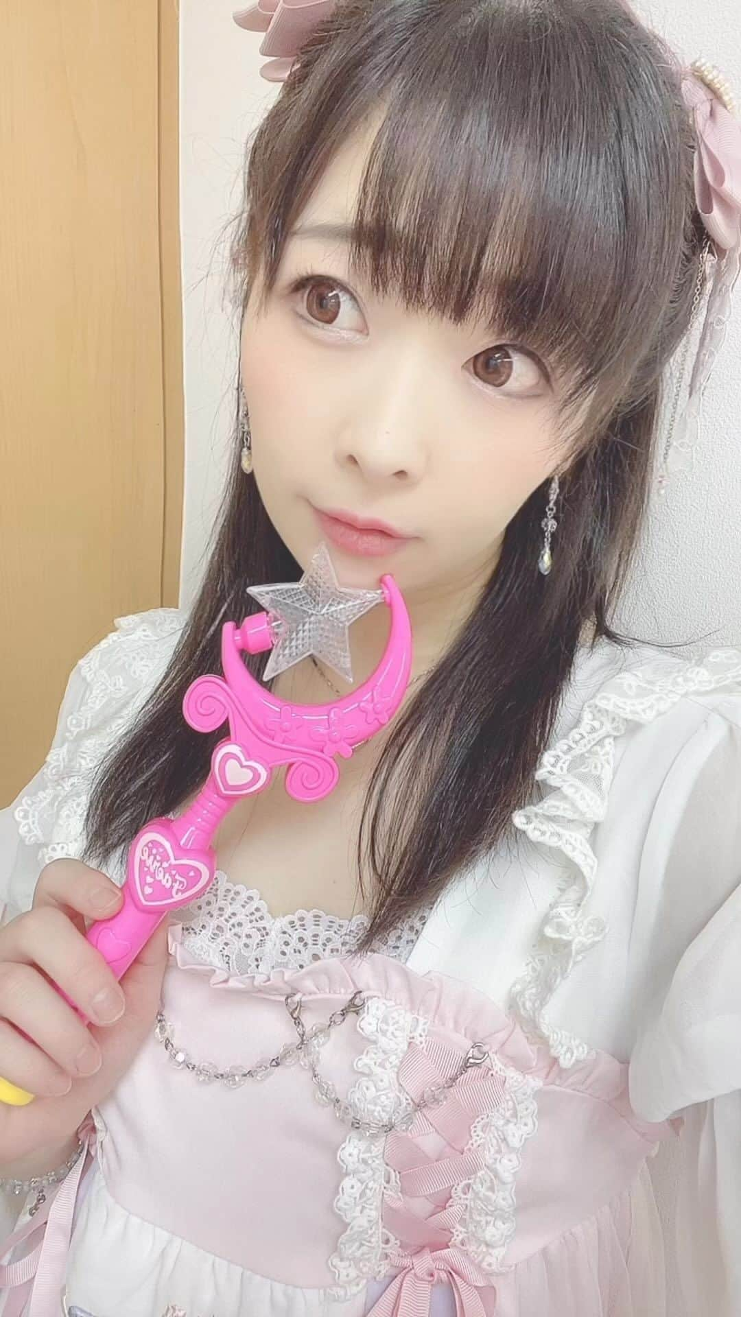 原美織のインスタグラム：「アイドルになりたい👧🏻💗」