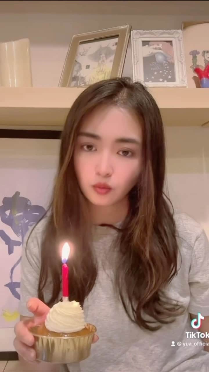 のインスタグラム：「5.29 My Birthday🎂 みんな沢山メッセージありがとう♡ これからも宜しくね😘  #yua #birthday」