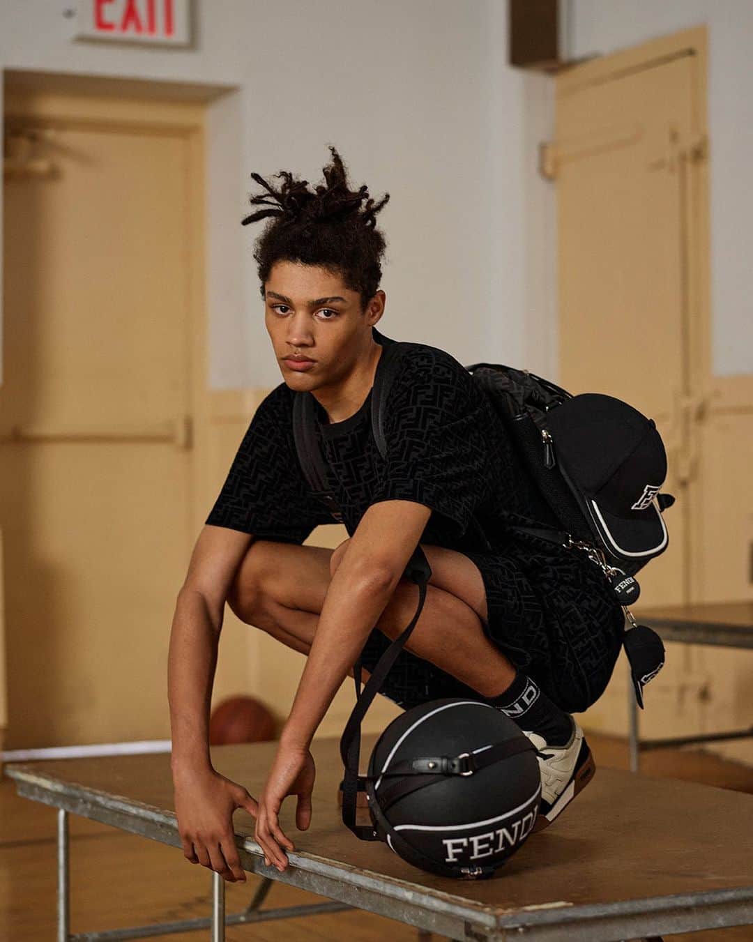 Fendiのインスタグラム：「In the Fendi Active Basketball Capsule, the Fendi Roma logo and the FF motif are transformed into varsity lettering and emblazoned across ready-to-wear and accessories, including a basketball made in collaboration with @spalding.  Artistic Director of Accessories and Menswear: @silviaventurinifendi  Artistic Director of Jewelry: @delfinadelettrez  Photography: @brunostaub  Styling: @ganio Makeup: @makiryoke Hair: @jimmypaulhair Set Design: @mattjacksonmattjackson  Casting: @piergiorgio  Model: Daylan Vermilyer」