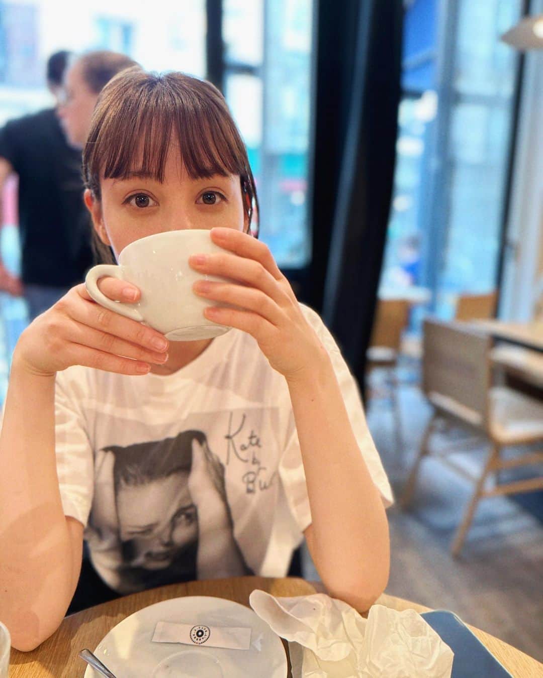 トリンドル玲奈さんのインスタグラム写真 - (トリンドル玲奈Instagram)「夜9時で この明るさ🇫🇷  🍃」5月30日 21時05分 - toritori0123