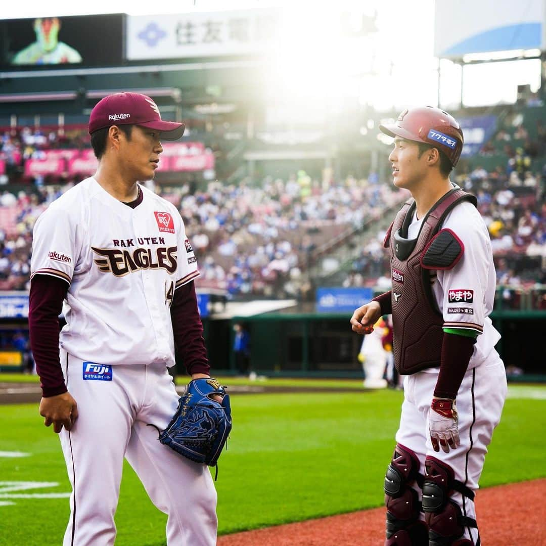 東北楽天ゴールデンイーグルスさんのインスタグラム写真 - (東北楽天ゴールデンイーグルスInstagram)「⚾️  ⚾️E 2-3 DB⚾️ 2回に浅村選手が9号ソロを放って幸先よく先制‼️‼️ しかし4回に2点を失い逆転されてしまうと 最後はあと1点及ばずに交流戦初戦を落とす。 浅村選手は9回にも10号ソロを放つ活躍🔥 投げては先発の則本選手が6回2失点(自責点0)の力投⚾️ 2番手の内選手と3番手の安樂選手が1回無失点👍🏼  #鷲が掴む #rakuteneagles #浅村栄斗 #則本昂大 #太田光 #内星龍 #安樂智大  #炭谷銀仁朗」5月30日 21時57分 - rakuten_eagles