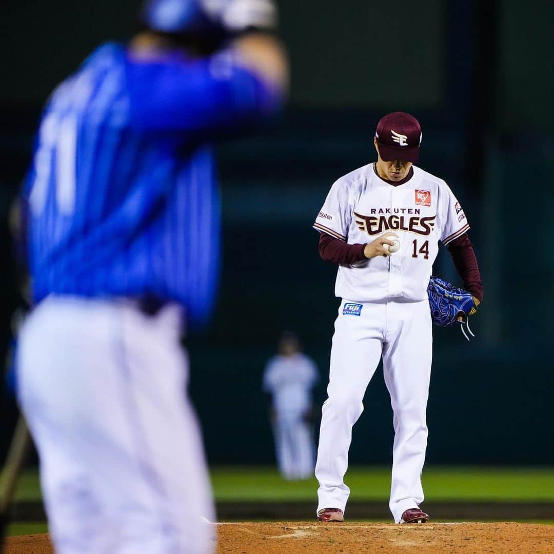 東北楽天ゴールデンイーグルスさんのインスタグラム写真 - (東北楽天ゴールデンイーグルスInstagram)「⚾️  ⚾️E 2-3 DB⚾️ 2回に浅村選手が9号ソロを放って幸先よく先制‼️‼️ しかし4回に2点を失い逆転されてしまうと 最後はあと1点及ばずに交流戦初戦を落とす。 浅村選手は9回にも10号ソロを放つ活躍🔥 投げては先発の則本選手が6回2失点(自責点0)の力投⚾️ 2番手の内選手と3番手の安樂選手が1回無失点👍🏼  #鷲が掴む #rakuteneagles #浅村栄斗 #則本昂大 #太田光 #内星龍 #安樂智大  #炭谷銀仁朗」5月30日 21時57分 - rakuten_eagles