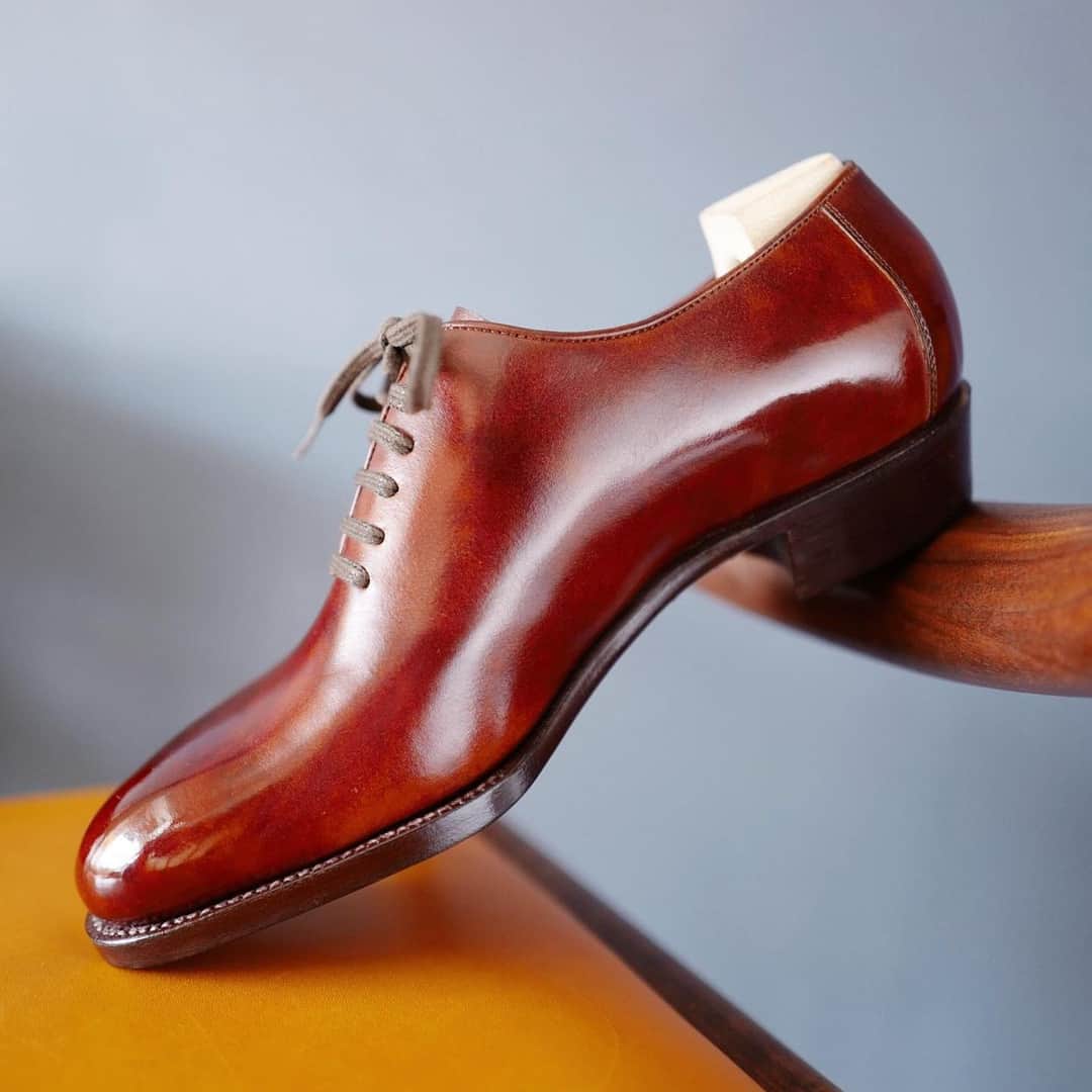 サンクリスピンさんのインスタグラム写真 - (サンクリスピンInstagram)「Nothing illuminates the path ahead quite like a perfectly polished pair of shoes. Step boldly into the future with your Saint Crispin’s.​​​​​​​​​ Courtesy of @hark_kyoto  #shoes #handmadeshoes #madetoorder #mtoshoes #bespokeshoes #handwelted #shoeporn #madebyhand #shoestagram #agentlemanschoice #onlyforgentlemen」5月30日 22時16分 - saintcrispins