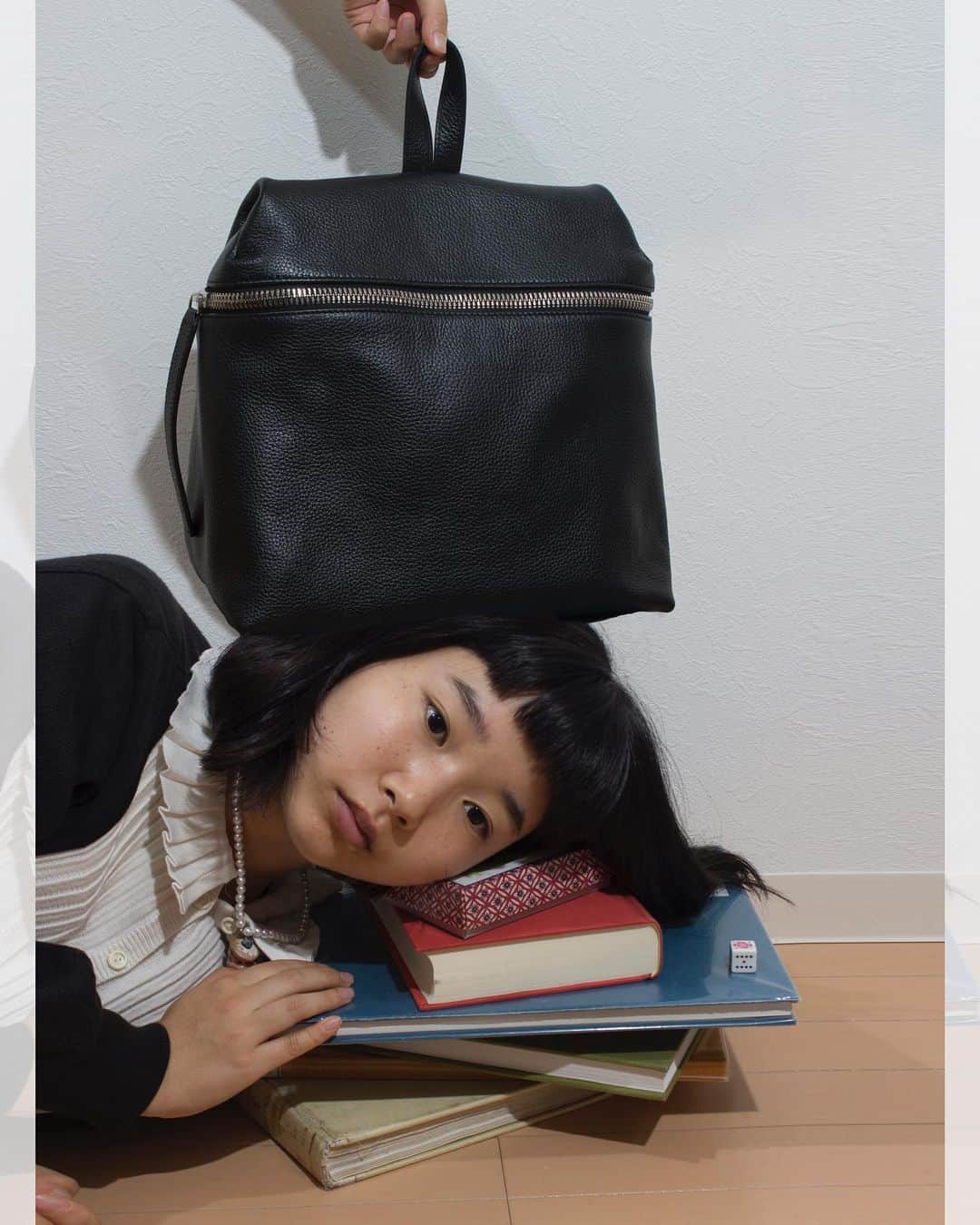 KARAさんのインスタグラム写真 - (KARAInstagram)「Where it all started ~ our Classic Backpack and Small Backpack as seen by @izumiyazakizumi 🖤 #KARAyouBEyou」5月30日 22時09分 - kara