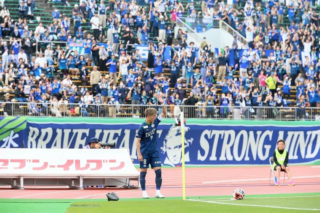 柿谷曜一朗さんのインスタグラム写真 - (柿谷曜一朗Instagram)「応援ありがとうございます。 まだまだ続けるよ。 #徳島 #ファミリー😊」5月30日 22時30分 - yoichiro.no.8