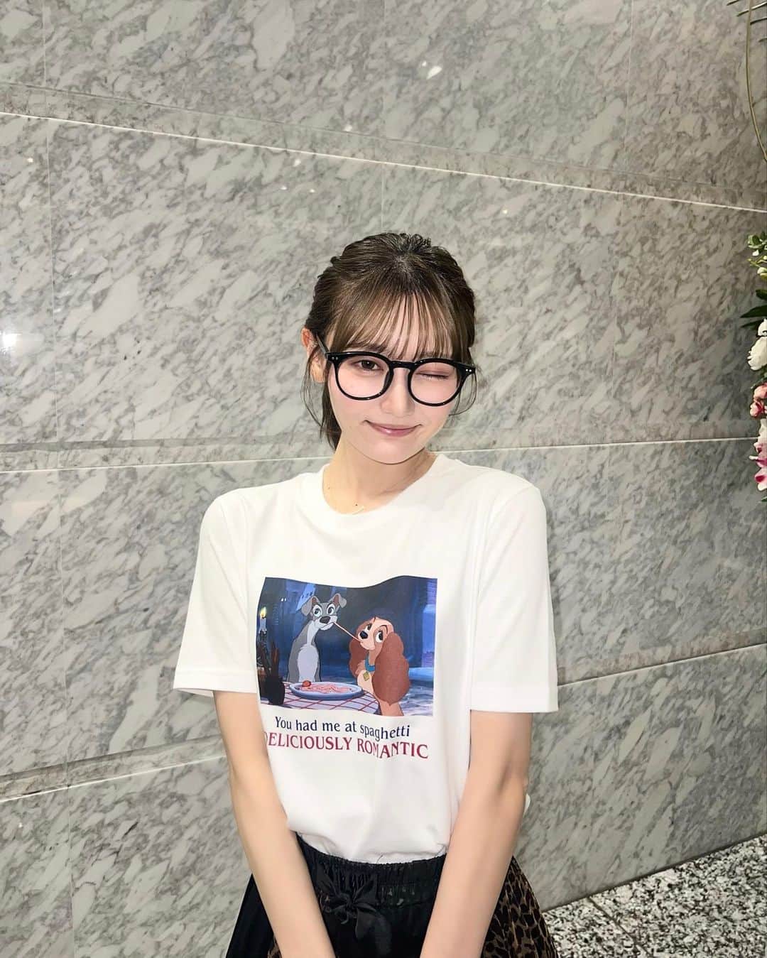 石綿日向子さんのインスタグラム写真 - (石綿日向子Instagram)「🐈🍝🤍  夏らしい格好できて最高！ 最高に可愛いGU 790円Tシャツ♡ 見えない可愛すぎる♡ @gu_for_all_ 🎀  #パスタふたりで分けてるの可愛い」5月30日 22時50分 - hinako_ishiwata