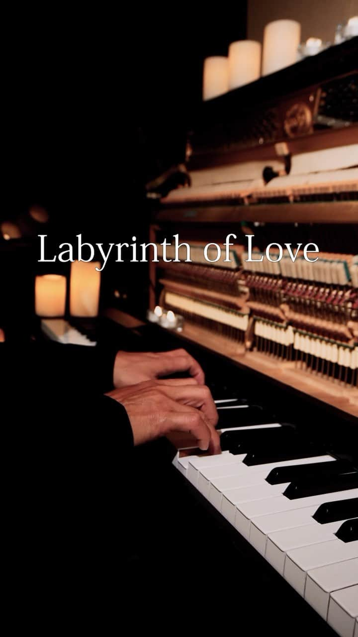 望月衛介のインスタグラム：「You are no longer out of this love.  Deep, deep, deep.  #labyrinth #labyrinthoflove #love #deeplove   #eisukemochizuki  #piano #pianist  #composer  #originalsong  #originalcomposition #healing #heal #chill #chillmusic  #newage  #newagemusic  #classic #classical  #ピアノ #ピアニスト #癒し #ニューエイジ #ヒーリング #オリジナルソング #作曲 #満月作曲 #望月衛介 #fullmoon #満月」