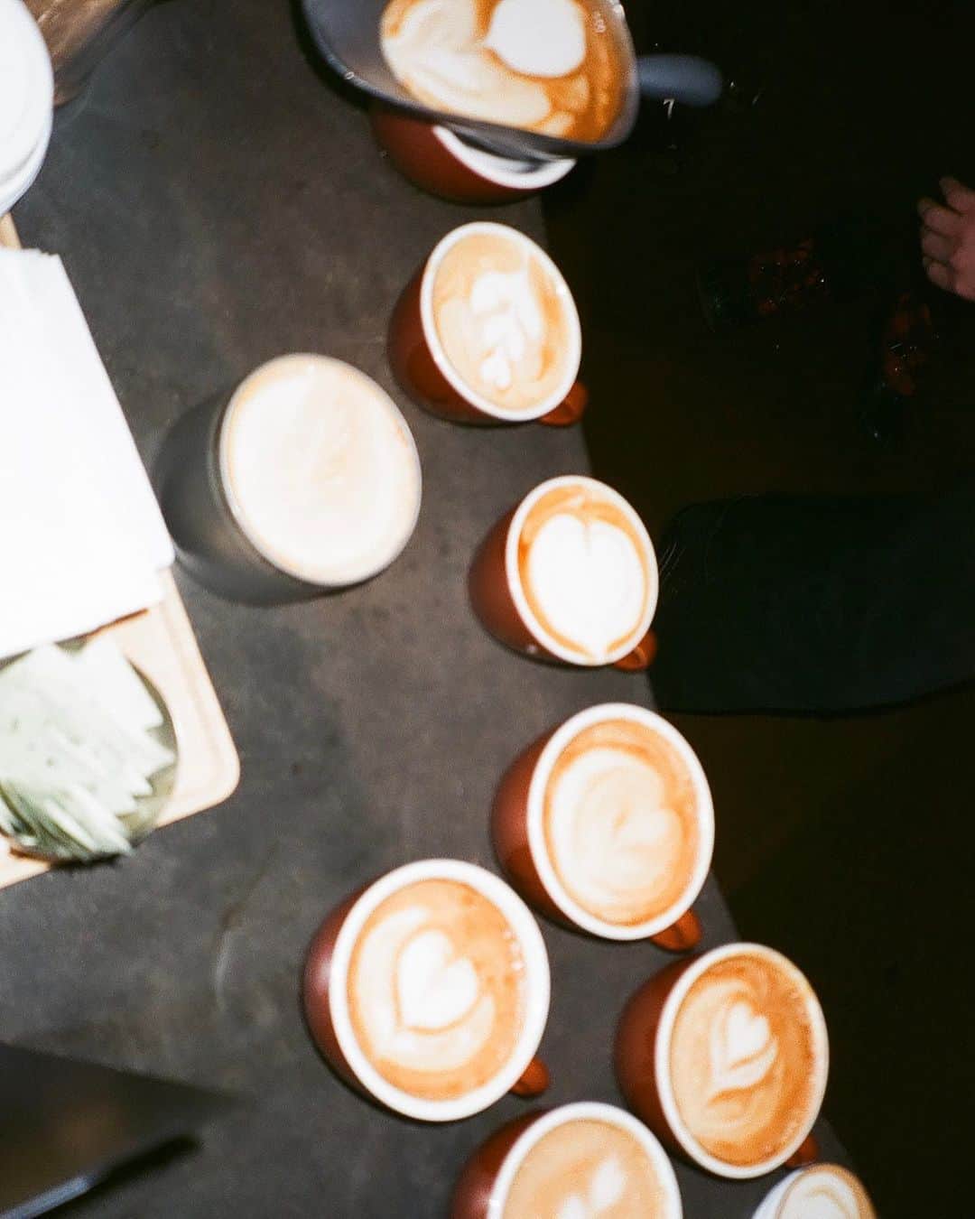 Stumptown Coffee Roastersさんのインスタグラム写真 - (Stumptown Coffee RoastersInstagram)「Photos from an internal latte art throw down with our Stumptown baristas + friends at @oatly ☕️❤️」5月30日 23時34分 - stumptowncoffee