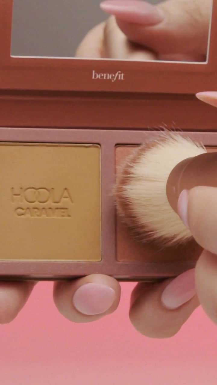 Benefit Cosmeticsのインスタグラム：「THEY'RE FINALLY HERE! 🎊 Just dropped your summer go-to's for lush, bronzed looks! ⁠ ⁠ 4 NEW Hoola & Blush Duo Palettes:⁠ ☀️ Desert Retreat | mini Hoola Caramel & mini Terra⁠ ☀️ Treasure Island | mini Hoola Toasted & mini Crystah⁠ ☀️ Beach Vacay | mini Hoola & mini Shellie⁠ ☀️ Secret Oasis | mini Hoola Lite & mini Willa⁠ ⁠ Pair with 4 NEW Sun's Up Butter Balms that moisturize, nourish, and condition lips with vibrant color!⁠ ⁠ #benefitcosmetics #makeup #beauty #glam #new」