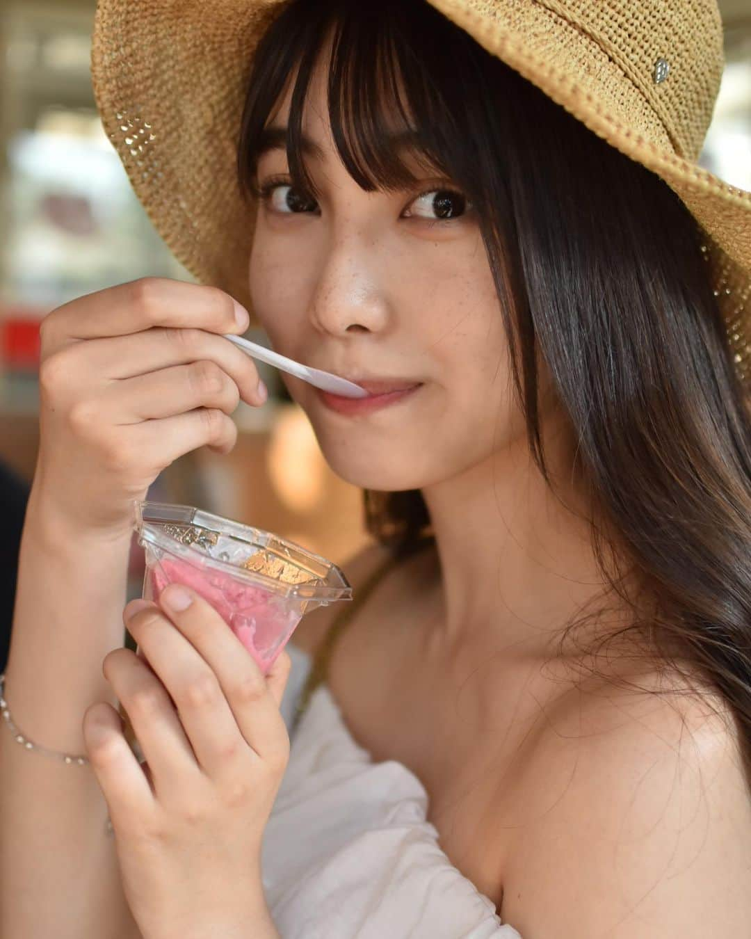 福田ルミカさんのインスタグラム写真 - (福田ルミカInstagram)「⁡ 🍨🌹 ⁡ ・ ・ ・ ・ ・ ・ #福田ルミカ #女優 #モデル #LJK #高校3年生#acali #18歳 #イマドキ #めざましテレビ」5月30日 23時33分 - fukuda_rumika