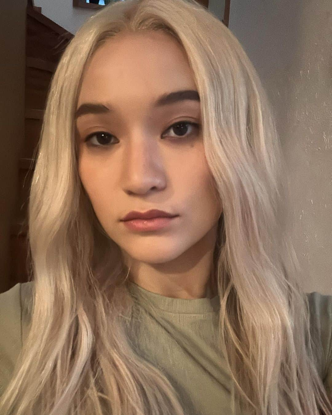 松岡モナさんのインスタグラム写真 - (松岡モナInstagram)「I was wondering if I could pull off being a blonde💁🏼‍♀️💛 Might consider after breast feeding?👼🏻🍼 @ryunoshin_tomoyose killed it❤️‍🔥」5月31日 2時07分 - monamatsuoka