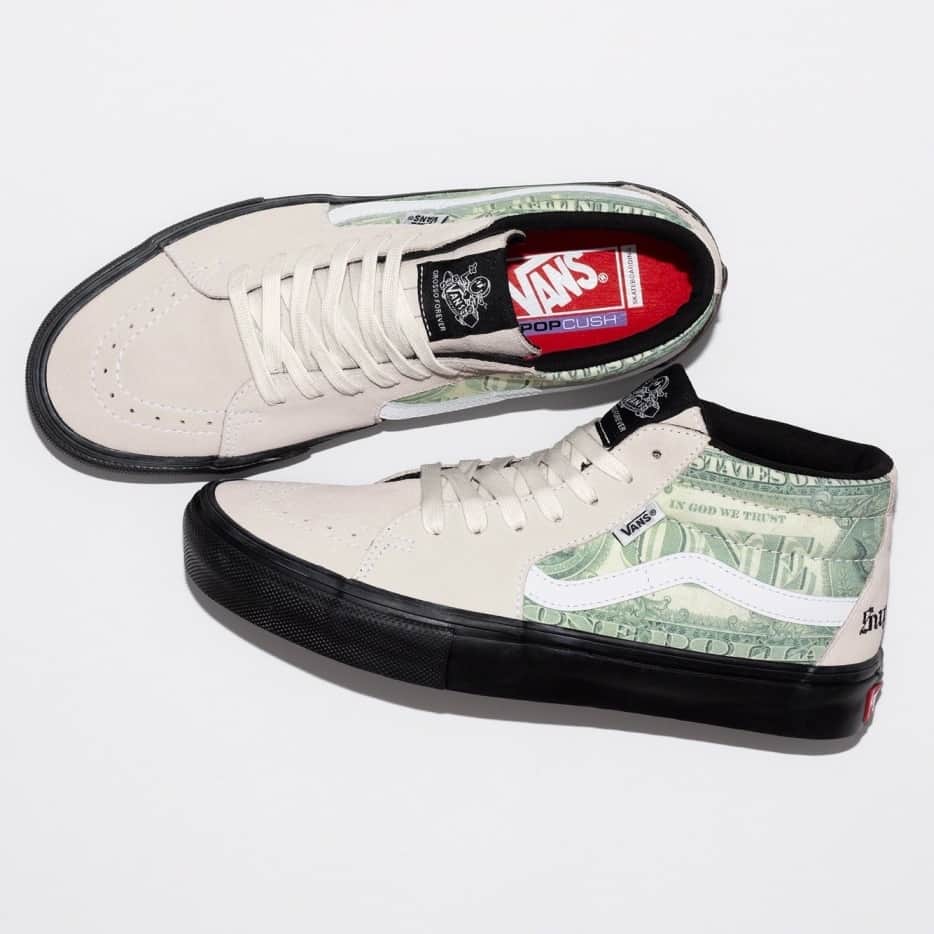Sneaker Newsさんのインスタグラム写真 - (Sneaker NewsInstagram)「It's like they're printing money.⁠ @supremenewyork x Vans brings American currency to the Grosso Mid and Era. A release is confirmed for June 1st (June 3rd in Japan); hit the link in our bio for a closer look.」5月31日 5時30分 - sneakernews