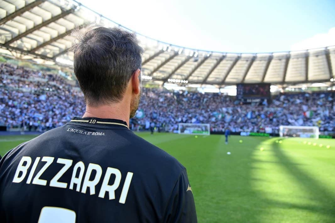 アルバノ・ビサーリさんのインスタグラム写真 - (アルバノ・ビサーリInstagram)「Giornata straordinaria. 10 anni dopo. #sslazio」5月31日 6時28分 - albano1977