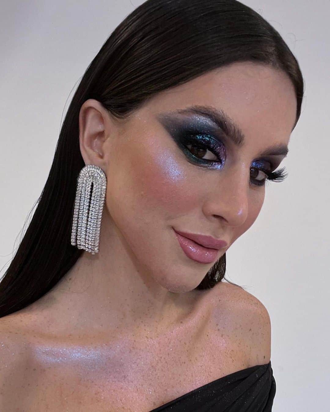 マリ・マリアのインスタグラム：「Olha o surto da garota 🖤」
