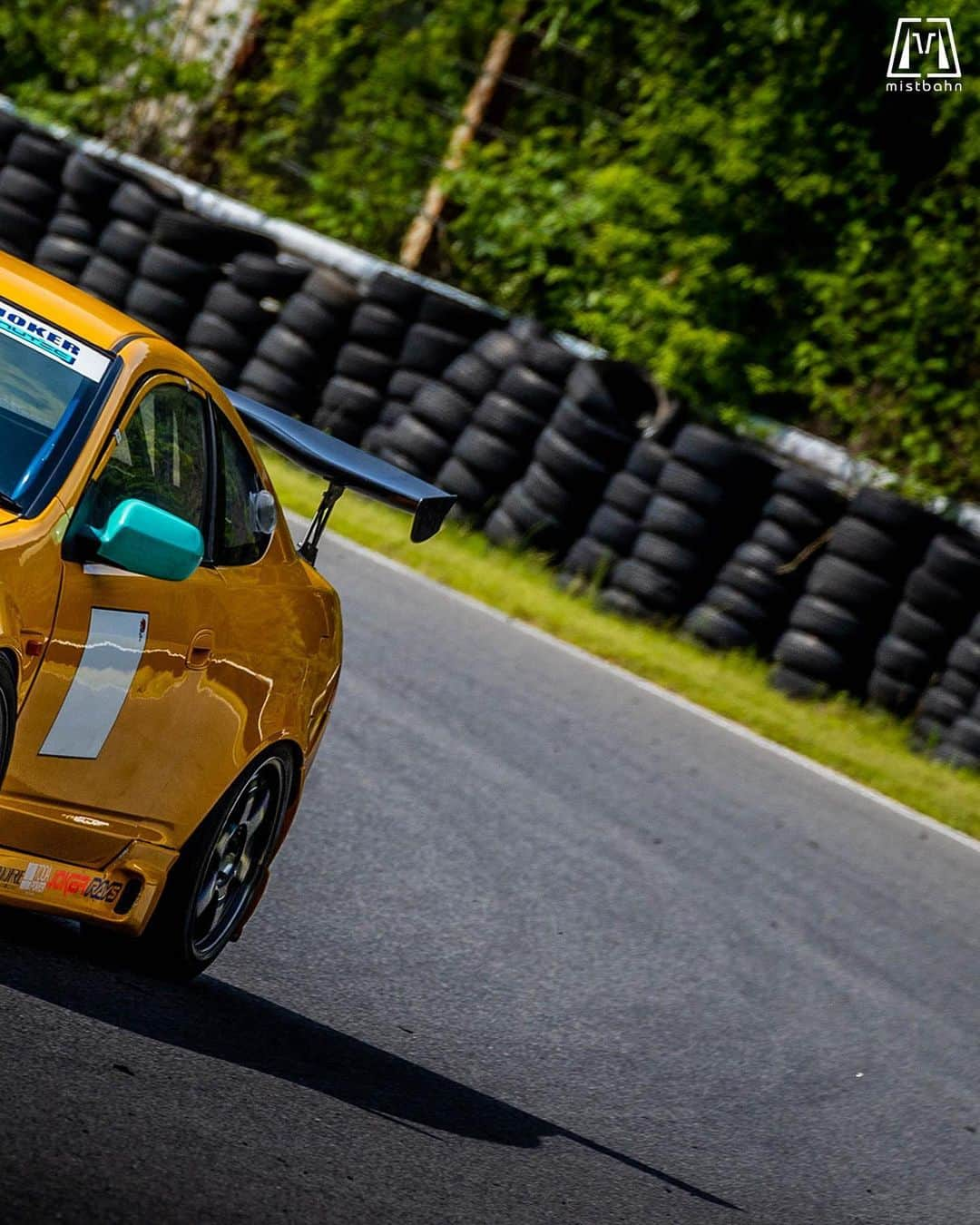 mistbahnさんのインスタグラム写真 - (mistbahnInstagram)「_ JOKER Honda DC5 INTEGRA TYPE R _ 🚗: @masaharu_imuta 📷: @mistbahn _ Shot on May-20 2023 🏁 "Circuit Festa ( @circuit_festa_west_japan )". Central Circuit (Hyogo Japan) _ JP) 2023年5月20日、セントラルサーキットで開催された「サーキットフェスタ ( @circuit_festa_west_japan )」で撮影。 _ #circuitfesta #サーキットフェスタ  #circuitfesta2023 #サーキットフェスタ2023 #centralcircuit #セントラルサーキット #joker #k1laboratory #andare #autobahnsport恵比寿 #hondaintegra #dc5 #dc5r #dc5integra #itr #rsx #インテグラ #ホンダインテグラ #integra #hondaintegratyper #timeattack #timeattackjapan #kseries #k20a  #hondasontrack #te37 #rays」5月31日 7時10分 - mistbahn