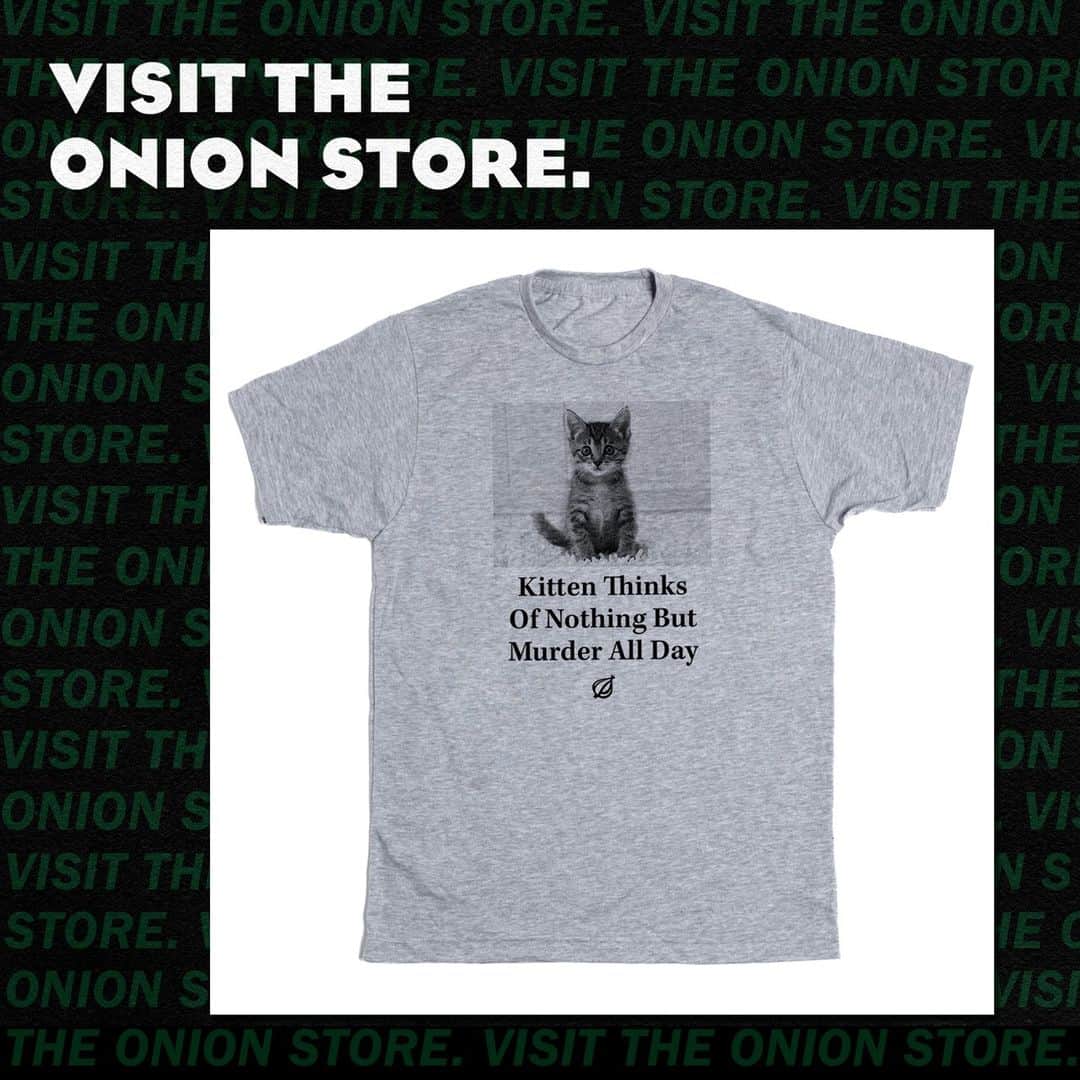 ジ・オニオンさんのインスタグラム写真 - (ジ・オニオンInstagram)「Express a socially-acceptable level of individuality with a shirt from the Onion Store today. Purchase at link in bio.」5月31日 8時05分 - theonion