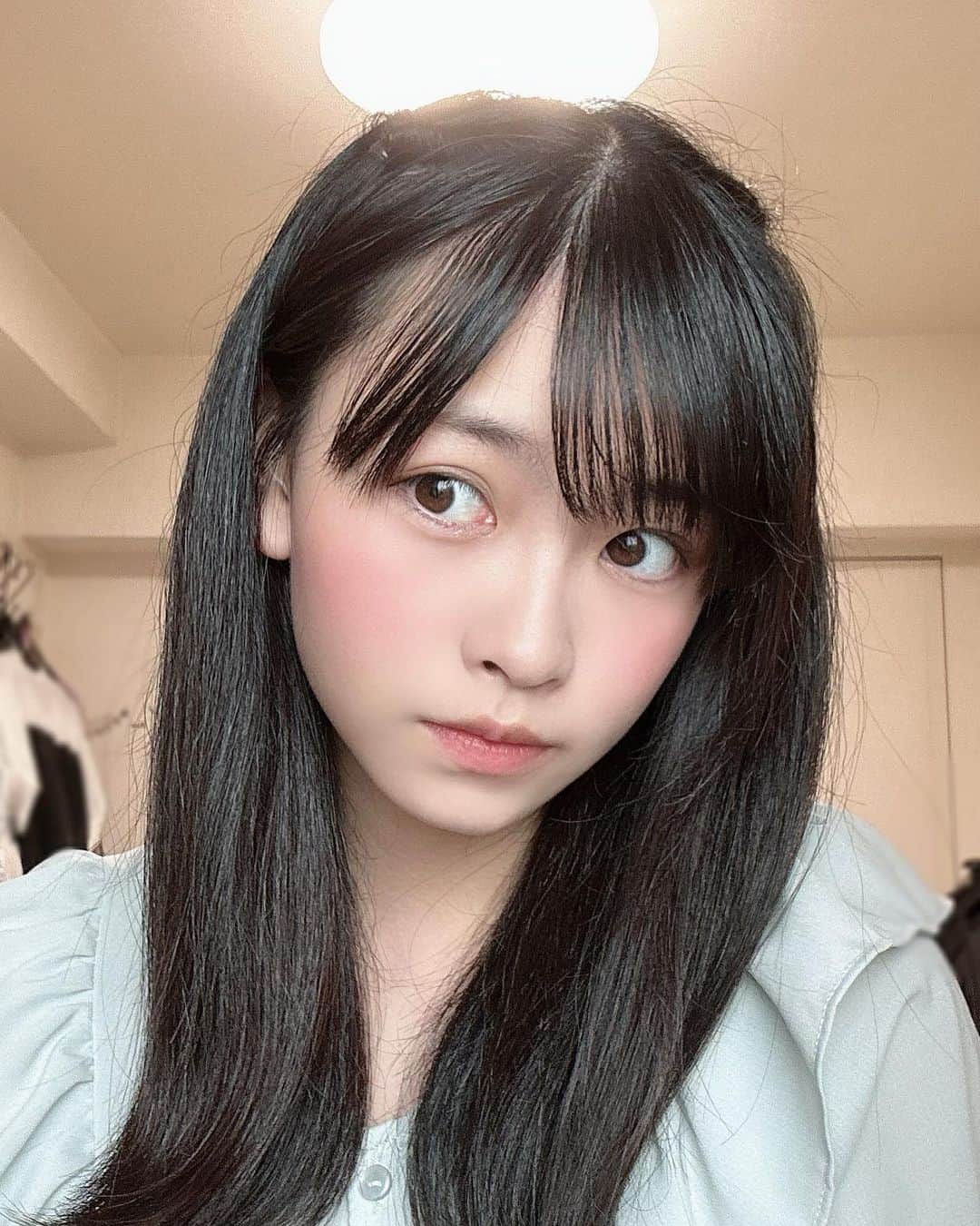 のインスタグラム：「おはよう☀️  #PiXMiX #アイドル #偶像 #idol #大学生 #Universal #大学 #19 #歳 #ヘアアレンジ #ミディアム #jd」