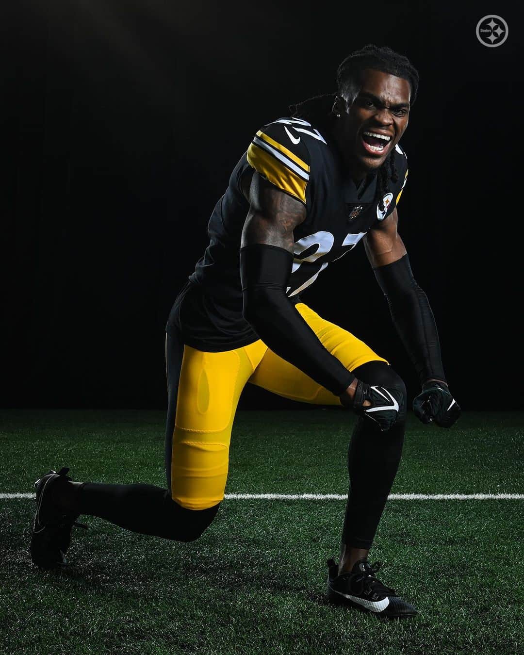 ピッツバーグ・スティーラーズさんのインスタグラム写真 (ピッツバーグ・スティーラーズInstagram)「Hard launch」5月31