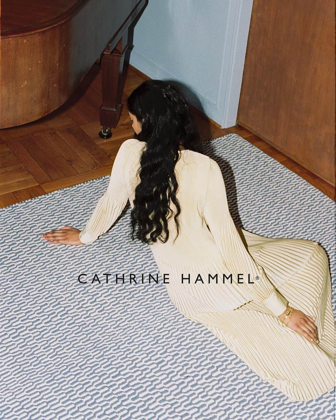 カトリーネハメルさんのインスタグラム写真 - (カトリーネハメルInstagram)「Soft pleats. Sophisticated yet playful. ⁠」5月31日 20時25分 - cathrinehammeloslo