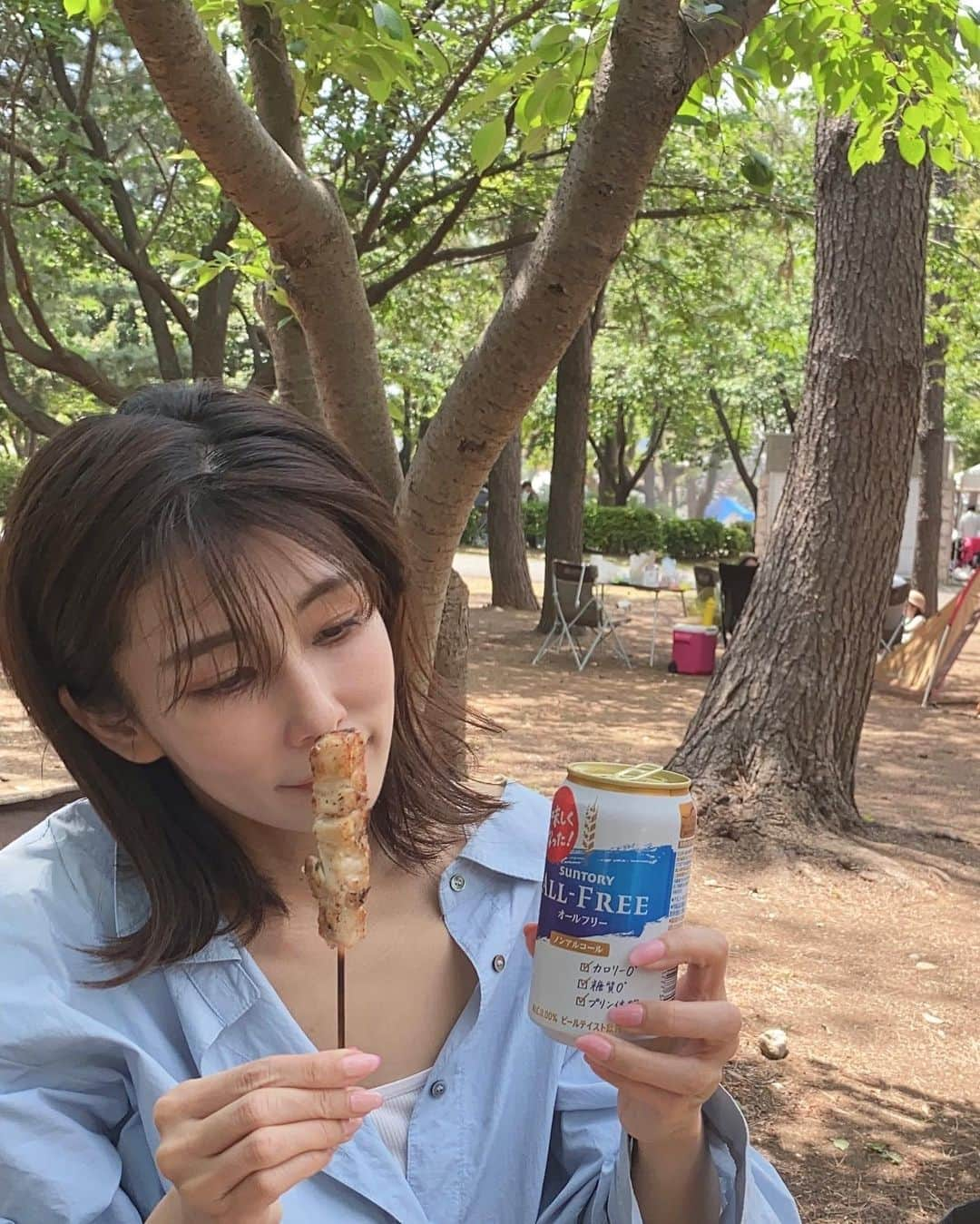 ayakoさんのインスタグラム写真 - (ayakoInstagram)「♡  今年のGWは家族でBBQ  家族でそんな場所に出掛けるのは新鮮  材料だけ用意して  お台場の潮風公園でBBQしてきたよー！ お天気もいいし、暑すぎず最高！  行きは夫が運転して帰りは私  私にはオールフリーという強い味方！  オールフリー飲みながらのBBQは美味しかった〜😋  家で飲むより外で飲むオールフリーは  美味しさ倍増！ 外でのご飯はやっぱり美味しい！  またオールフリー必須でBBQしなきゃ！ オールフリーアンバサダーとして活動しています🙌  ♡  #オールフリー#昼オールフリー部#ノンアル曜日」5月31日 20時26分 - ayaya315