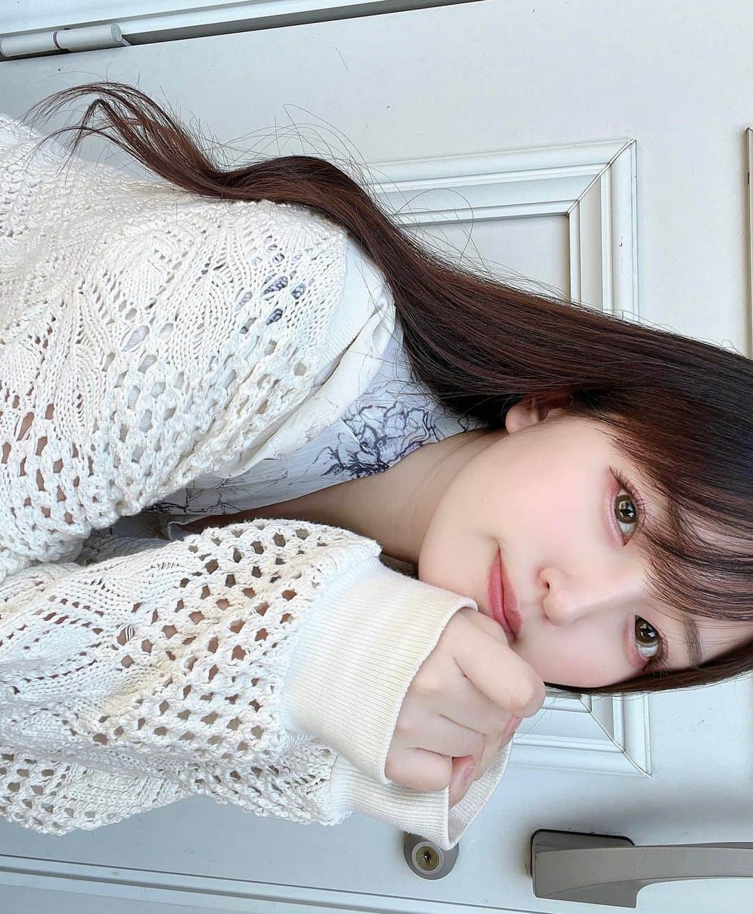 のインスタグラム：「お誕生日です...🎂🎈」