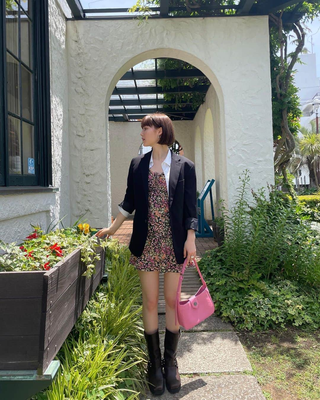 藤本林花美愛さんのインスタグラム写真 - (藤本林花美愛Instagram)「Girly🎀  ちらっとシャオくん🐶 Bag: @minitmute   #minitmute」5月31日 20時09分 - lily_1001_official