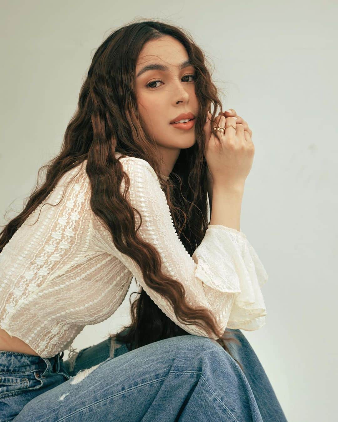 ジュリア バレットのインスタグラム：「Will You Be My Ex?  June 21 in cinemas nationwide ♡」