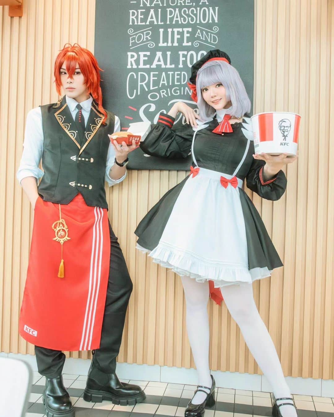 YingTzeさんのインスタグラム写真 - (YingTzeInstagram)「☝🏻If he only wants you for your breasts, legs, and thighs, send him to KFC 😏 Good morning, Sabah! We are beyond thrilled to announce we'll be the Cosplay Guests at this weekend's HobbyCon. It's been far too long since our last event in Sabah, and we can't wait to catch up with you all!  For those who've been asking about merchandise, we've got you covered. We'll have a range of posters and chekis available - swipe left to see what's on offer. 💕🫶🏻  We're counting down the days till we get to share our love for cosplay with you again. Let's make it a weekend to remember!  📍 HobbyCon 🗓 3rd & 4th June 2023 📍 ITCC Mall Penampang, Grand Ballroom Hall 2  See you there!  #HobbyCon #HobbyCon2023 #GenshinImpactCosplay #KFC」5月31日 11時53分 - yingtze