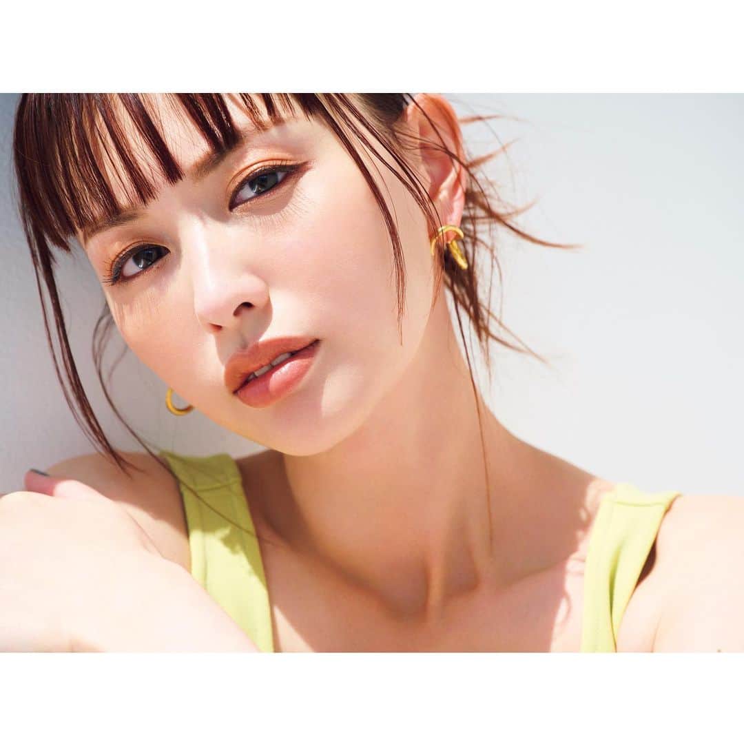 河嶋希のインスタグラム：「@maquia.magazine #鈴木えみ#河嶋希」