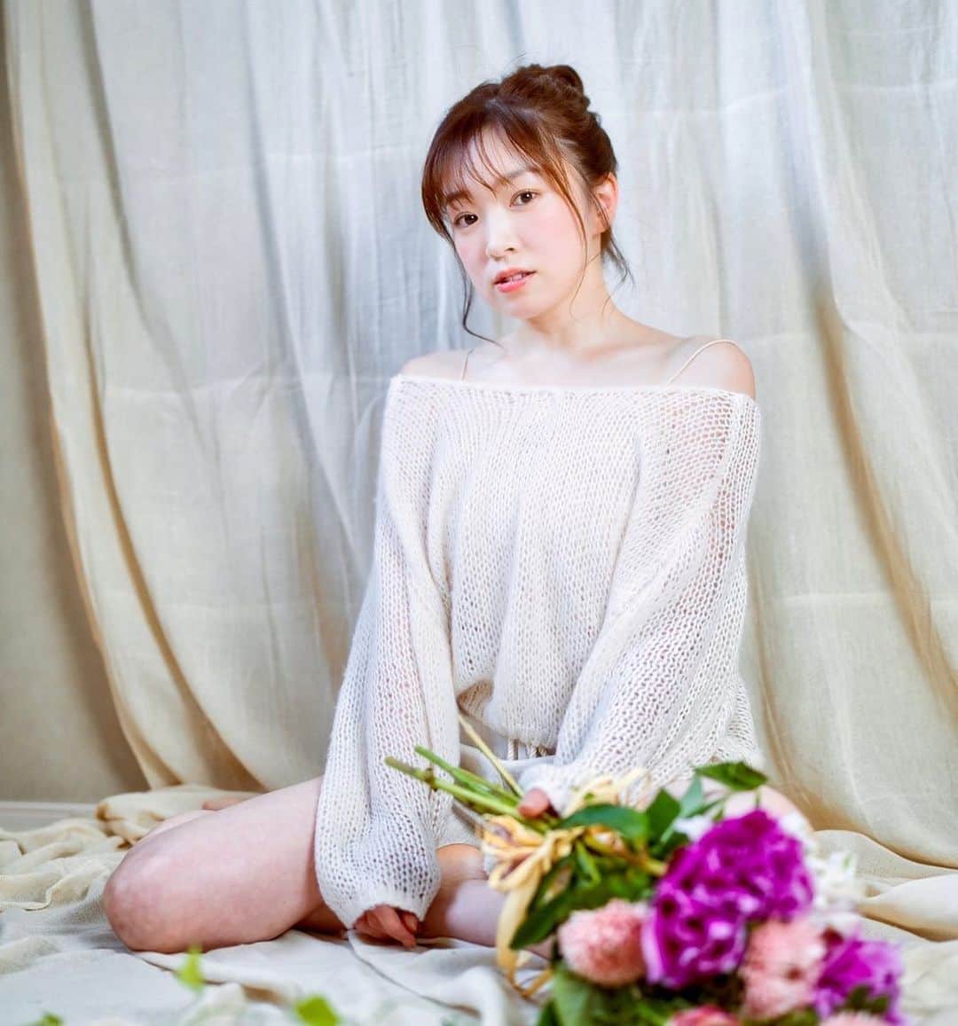 のインスタグラム：「💐💐💐 . . . photo📸: @camera.boy.sho717  . .  . #モデル #ポートレートモデル #作品撮り #仙台モデル #撮影モデル #30代ママ #広告モデル #モデル募集」