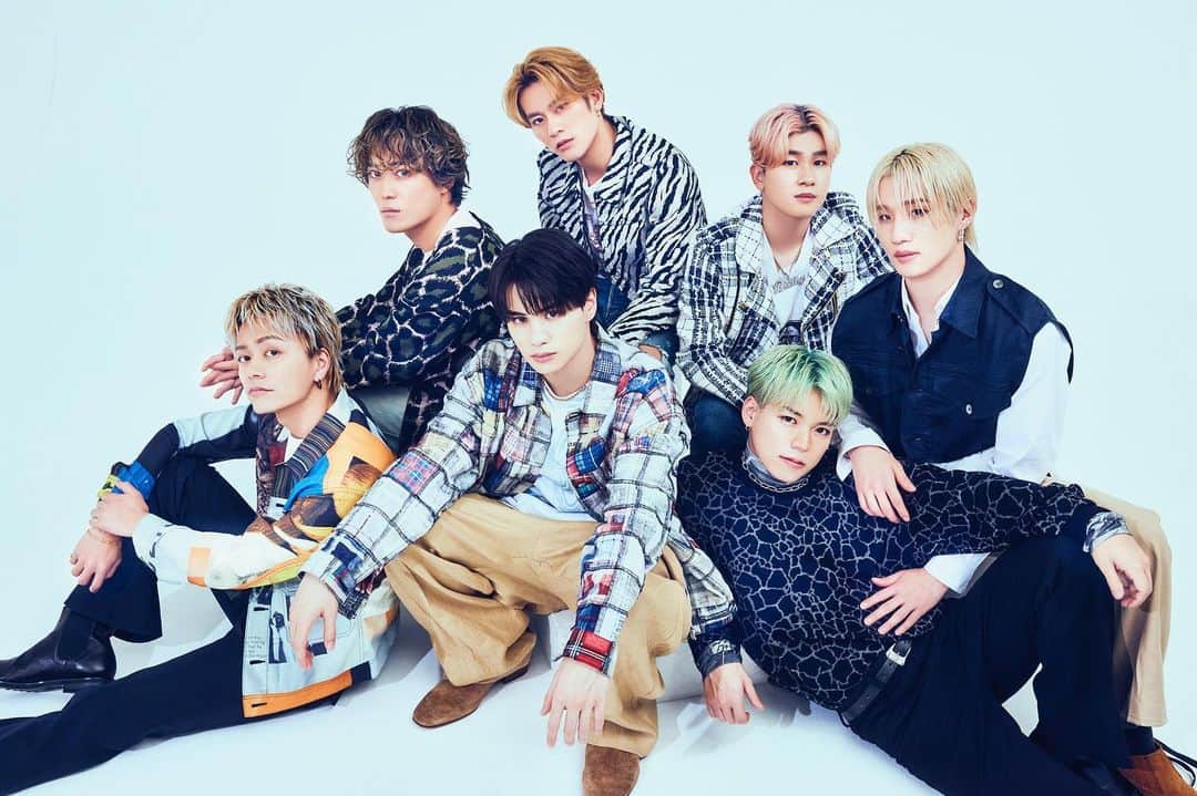 月刊EXILEのインスタグラム：「EXILE TRIBE MAGAZINEを更新！  EXILE TRIBE  MAGAZINEにて、5月31日に6枚目となるシングル「Ding Ding Dong」をリリースしたBALLISTIK BOYZの記事を公開✨ インタビューでは今作の魅力やMusic Video撮影秘話、さらに現在開催中のライヴツアー『BALLISTIK BOYZ LIVE TOUR 2023 "N.E.X.T."』についても話を聞いた📝  #EXILETRIBEMAGAZINE #BALLISTIKBOYZ #DingDingDong  ※記事の一部は会員登録なしでもご覧いただけます。」