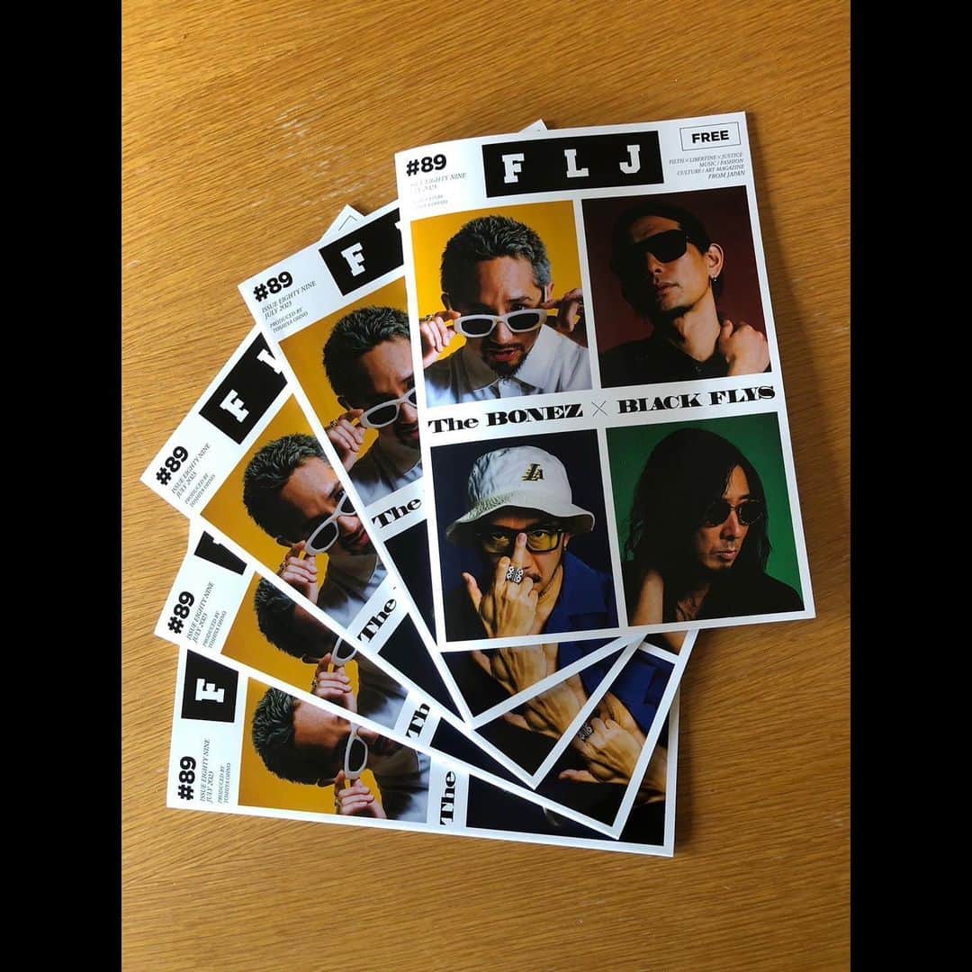 The BONEZさんのインスタグラム写真 - (The BONEZInstagram)「【掲載情報】 FLJ ISSUE #89 is out TODAY !!!  The BONEZ×BLACK FLYS ON THE COVER🕶 写真＆インタビューともに必見🔥🔥🔥  Photo by Daiki Miura @shotby_dm Big S/O To Toshiya Ohno @toshiyaohno  #FLJ #TheBONEZ #Yours #骨から気合い #blackflys」5月31日 13時16分 - the____bonez