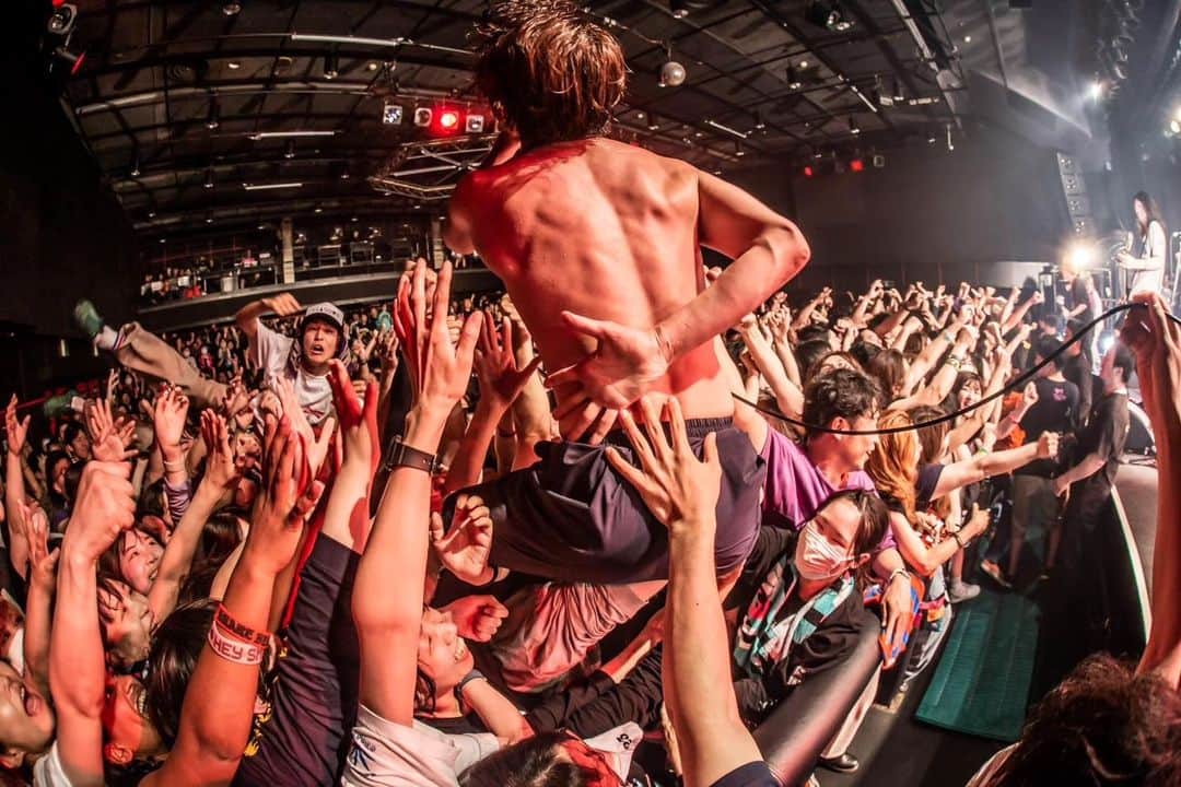 HEY-SMITHのインスタグラム：「5/30(火) 名古屋DIAMOND HALL “FULL CAPACITY TOUR” photo by @hayachinphoto」