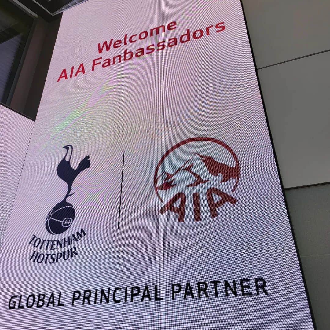 カン・ミニョクさんのインスタグラム写真 - (カン・ミニョクInstagram)「꿈만 같았던 #AIA x #토트넘 팬배서더 VIP 투어였습니다!      #AIA생명 에서 2023년 싱가포르 투어 이벤트를 열었으며, 제가 런던에서 경험했던 것들을 여러분들도 체험할 수 있는 기회가 왔습니다! #손흥민 선수와 #토트넘홋스퍼 선수들을 만나고 싸인도 받고, 그리고 #토트넘 vs. AS Roma 경기를 직관하고 싶다면 @aiaspurshubkr 팔로우하고 이벤트에 많은 참여 부탁드립니다!  #AIASpursHub #AIAOnlyExperience」5月31日 22時00分 - mr_kanggun