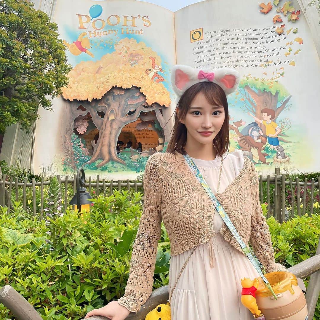 若菜奈央のインスタグラム：「🐻🩵🩵 クマ♡ ポップコーンはチェダーチーズが好き✌️ . . . .」