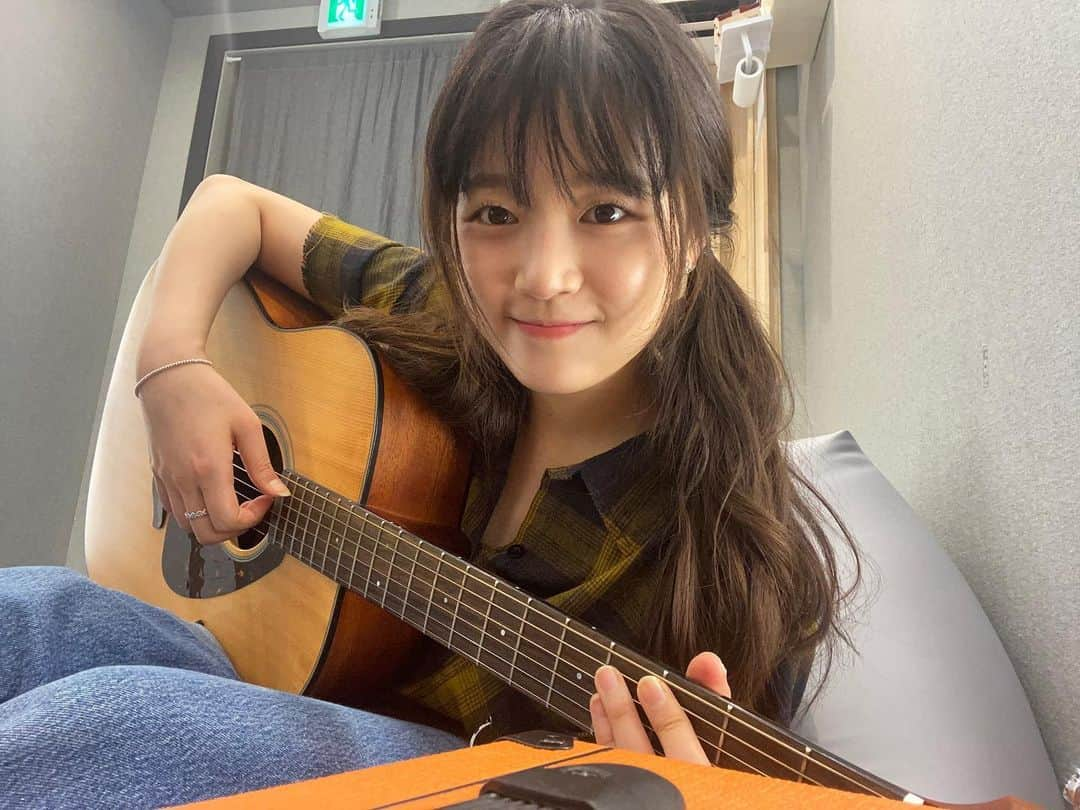 キムヘリムさんのインスタグラム写真 - (キムヘリムInstagram)「18:00 Kst on YouTube  #aimyon #Marigold #あいみょん」5月31日 17時04分 - hye_rim_7