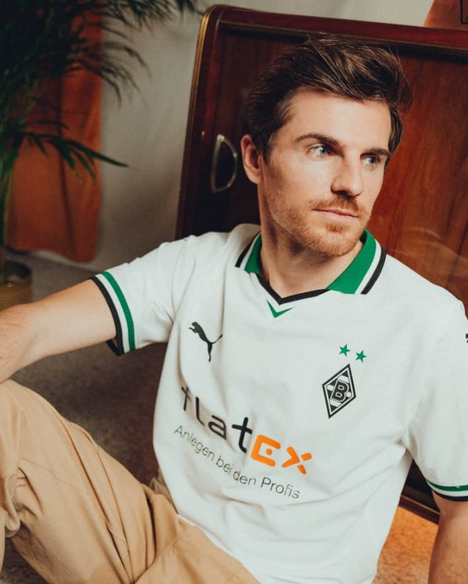 ヨナス・ホフマンさんのインスタグラム写真 - (ヨナス・ホフマンInstagram)「Instant Classic. Holt euch jetzt das neue @puma.de x @borussia Heimtrikot!  @puma.de @borussia @pumafootball」5月31日 17時29分 - jonasho23