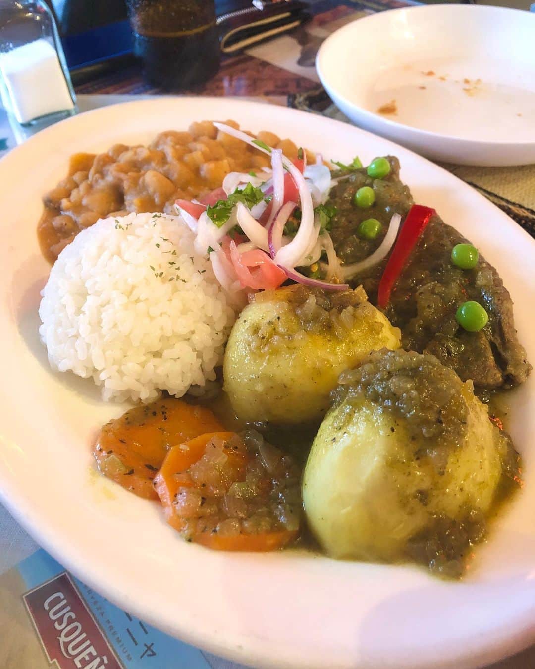 石川琴允さんのインスタグラム写真 - (石川琴允Instagram)「▶ Peruvian cuisine 🇵🇪  引っ越してきて一年。 近隣のレストランに全然いってなかったなぁとふと思い立って、 最近巡ってる🤍  ペルー料理ってカラフルで、スパイスはきいてるんだけど、味は濃くなくてじゃが芋とお豆が好き✨  今夜は引っ越してきて初めてできた中国ファミリーにご自宅の夕食にご招待して頂いたのでお邪魔してきます🥰  #ペルー料理 #ペルー料理レストラン #osaka #peruvianfood #peruviancuisine」5月31日 17時34分 - kotopon09