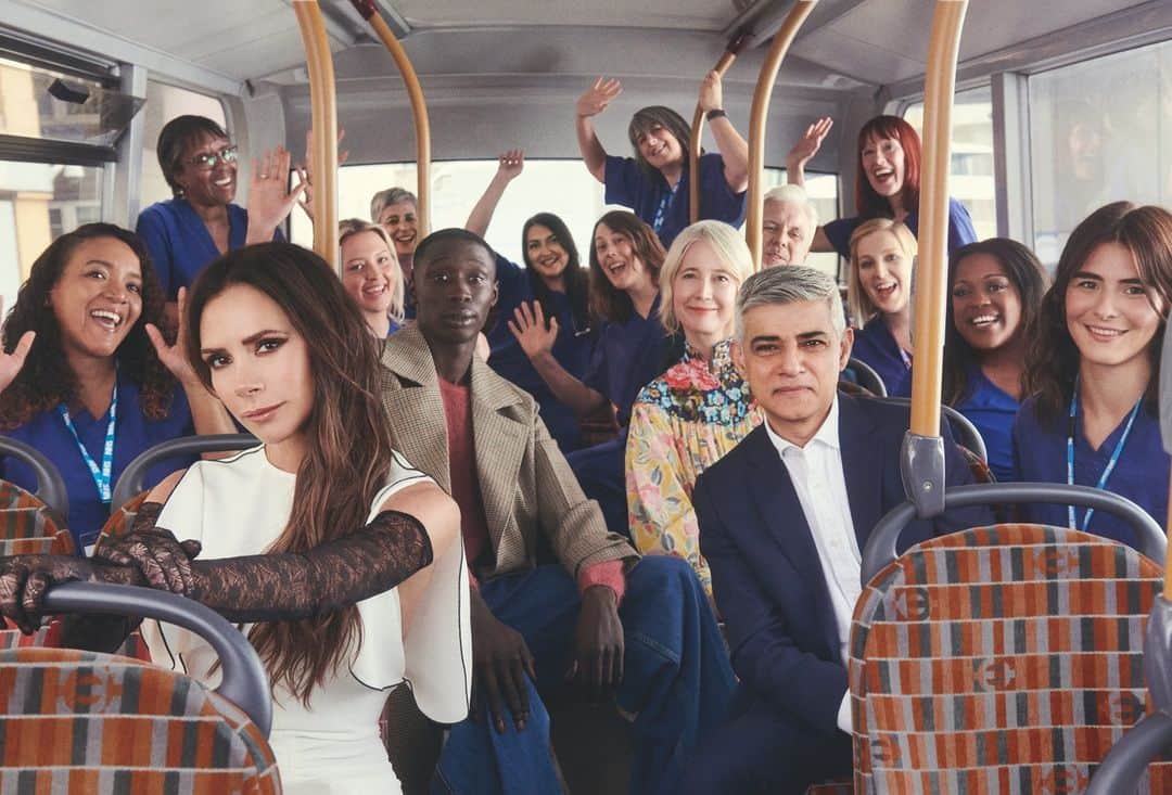 Vogueさんのインスタグラム写真 - (VogueInstagram)「What, exactly, were @VictoriaBeckham, @MayorofLdn Sadiq Khan, @Khaby00, Deputy Mayor for Culture @JustineSimons, and @TheNHSChoir doing together on a London bus earlier this month? Hatching plans for #VogueWorld: London, of course—a celebration of every facet of the performing arts, coming to Theatre Royal Drury Lane on 14 September.  Starting now, @vogue_club members have exclusive access to purchase tickets before the general sale begins on Friday, June 2 at 10 am BST/5 am ET. Tap the link in our bio to secure your spot. Photographed by @CharlotteMWales and styled by @Harry_Lambert, production by @ColorsParis and @MiniTitleLtd.」6月1日 5時45分 - voguemagazine