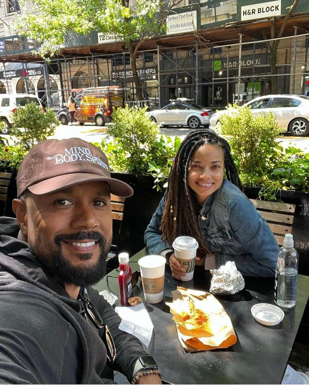ロッチェル・エイツのインスタグラム：「NYC! Oh how I’ve missed you!  ♥️」