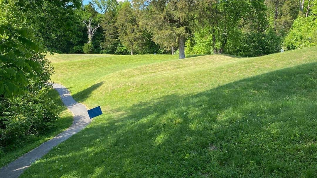 ビクトル・ホブランさんのインスタグラム写真 - (ビクトル・ホブランInstagram)「The Great Serpent Mound」6月1日 5時40分 - viktor_hovland