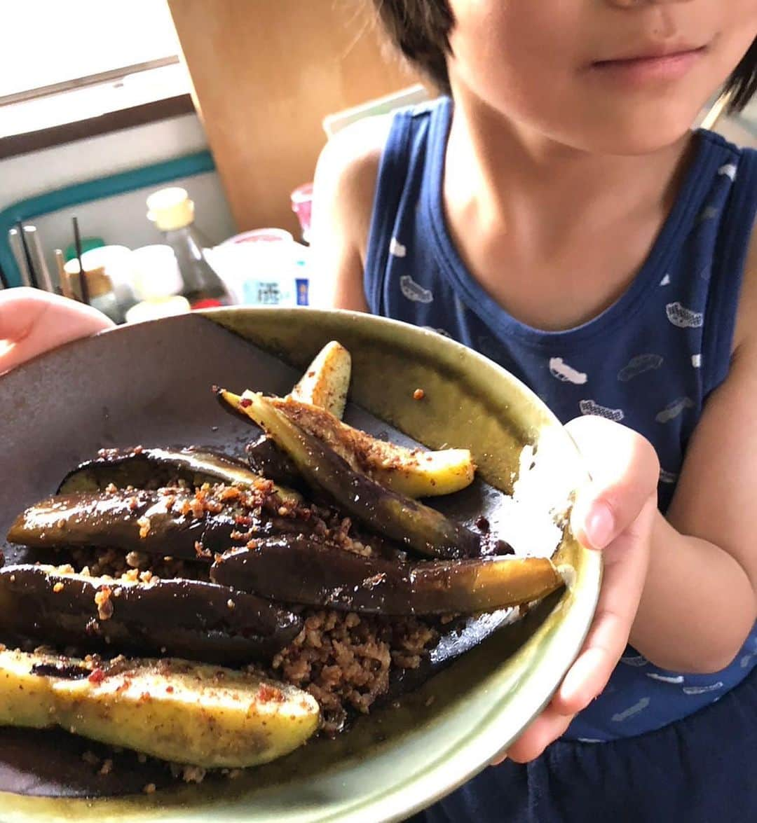 マキタスポーツさんのインスタグラム写真 - (マキタスポーツInstagram)「息子は村で手料理  食べたい」5月31日 20時54分 - makisupo