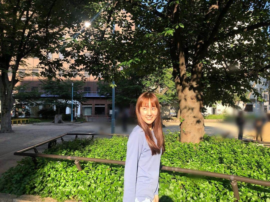 坂本ひろ美のインスタグラム：「梅雨の時期の晴れの日は嬉しいですね🌞✨  明日はライブ当日‼︎ 楽しみです🌷  (再投稿ごめんなさい💦)」