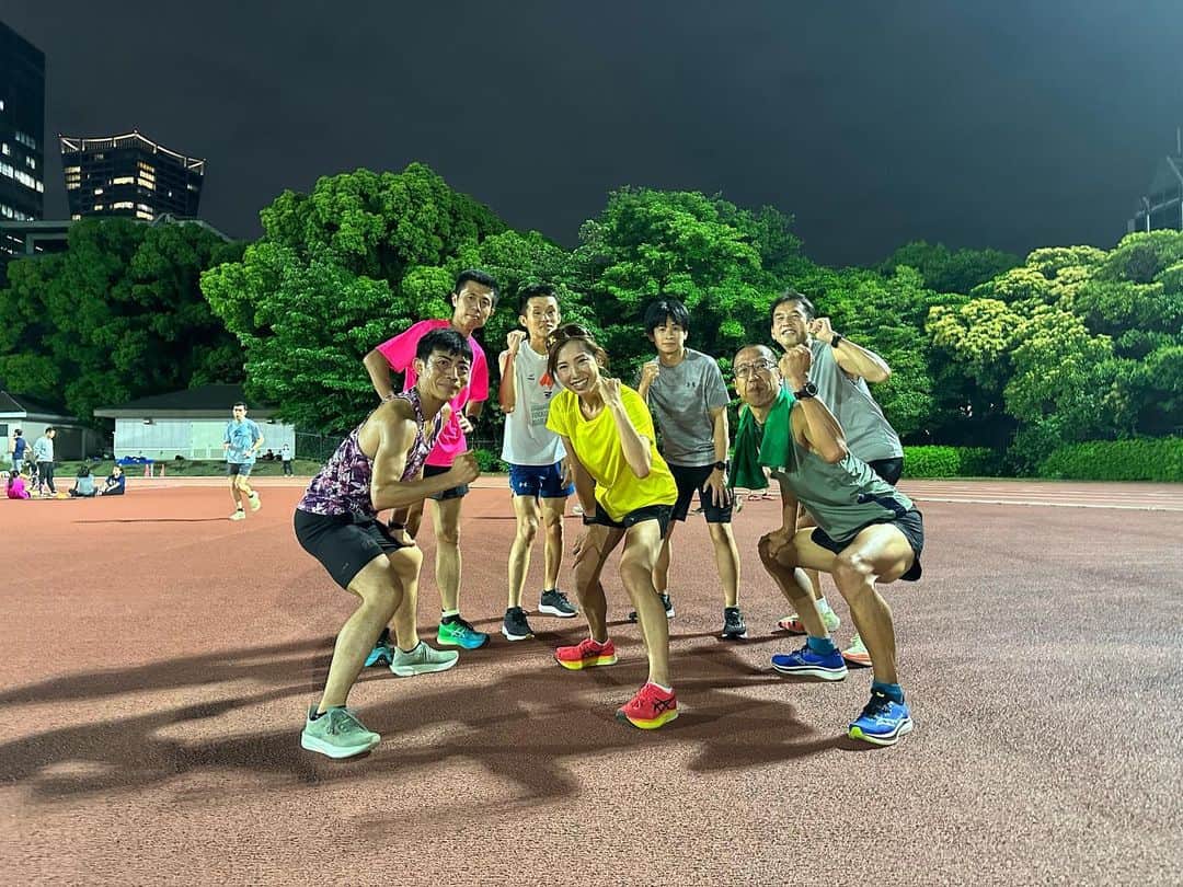 下門美春のインスタグラム：「5/31(水)Shimo部in織田F 4名参加予定からドタ参で6名様😂笑笑 ありがとうございました😊！ アドバイスなどなど走りながら、リカバリー、ダウンしながらしてるのでまだ参加したことないよーって方は雰囲気とかもご参考までに😎✨ 今日もお疲れさまでしたー！ ゆっくり休んでください😊✨  #japan #marathon #runner #running #training #マラソン #マラソン女子 #ランニング #ランニング女子 #トレーニング #はしりますたぐらむ」